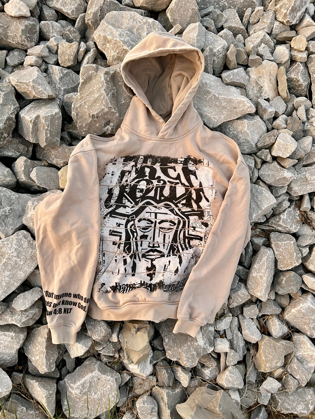 FREE YOUR MIND FROM PROPAGANDA HOODIE
